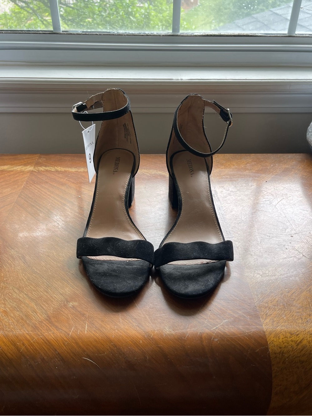 NWT Target Women's Black Ankle-Strap Block Heel Sandals
